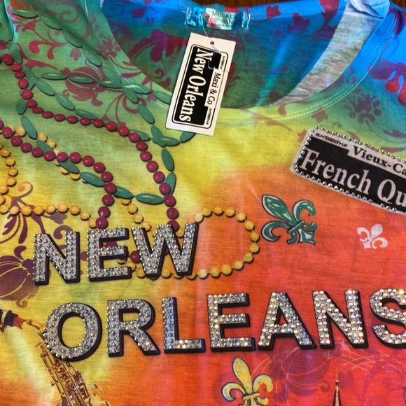 Maxi & Co New Orleans Bourbon Street, colorful top. NWT size medium. - Picture 5 of 11